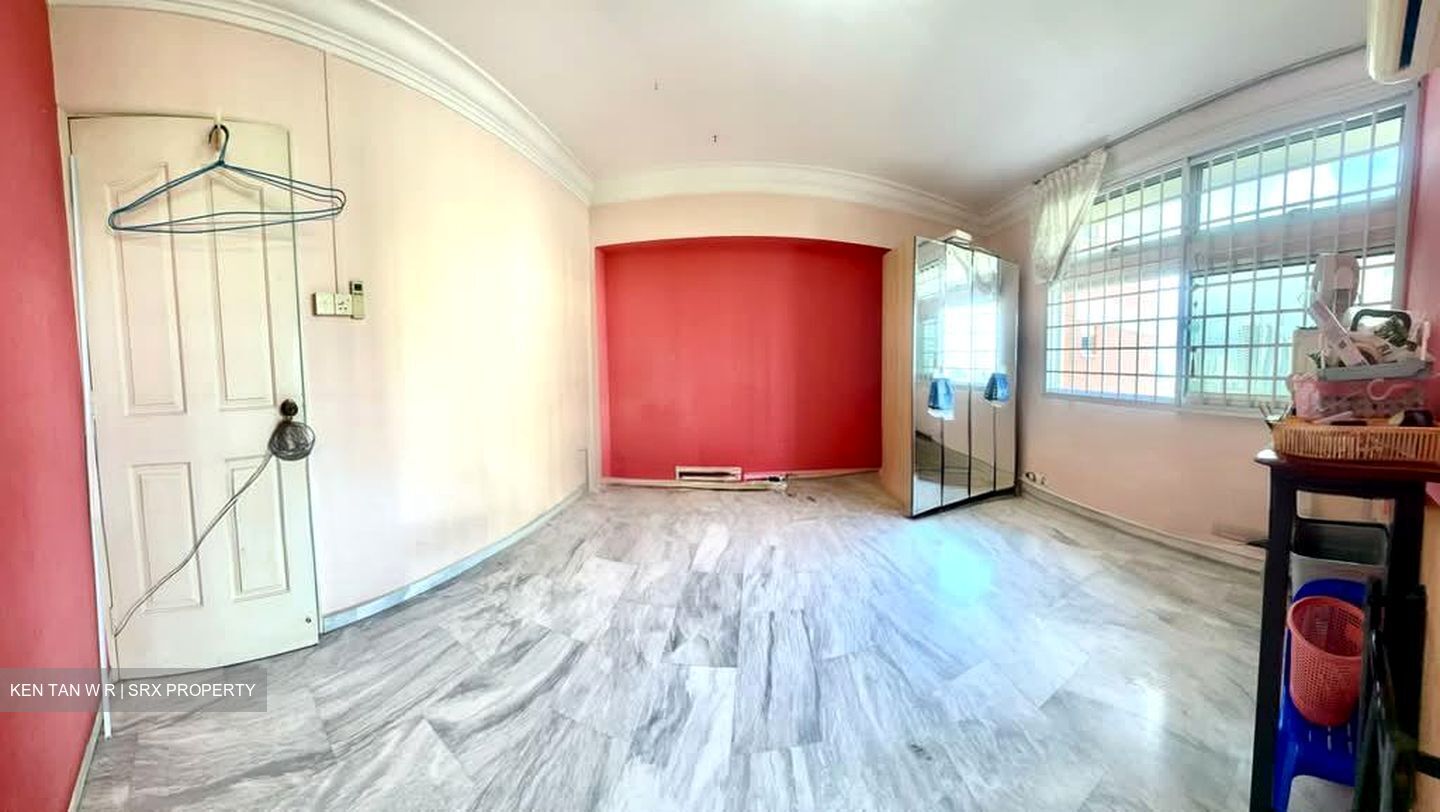 Blk 131 Clarence Lane (Queenstown), HDB 5 Rooms #589845501